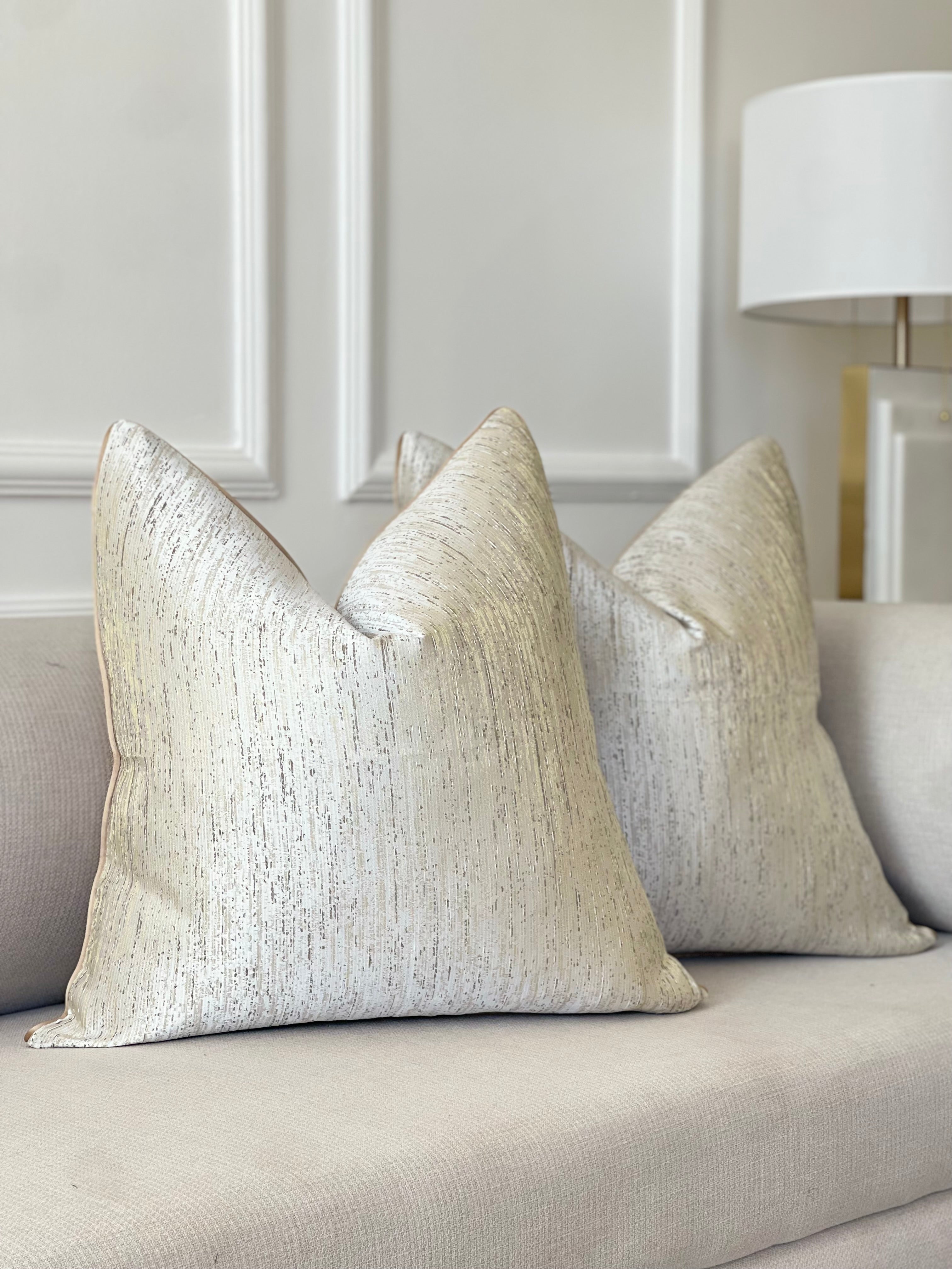 Hera Cushion Cover