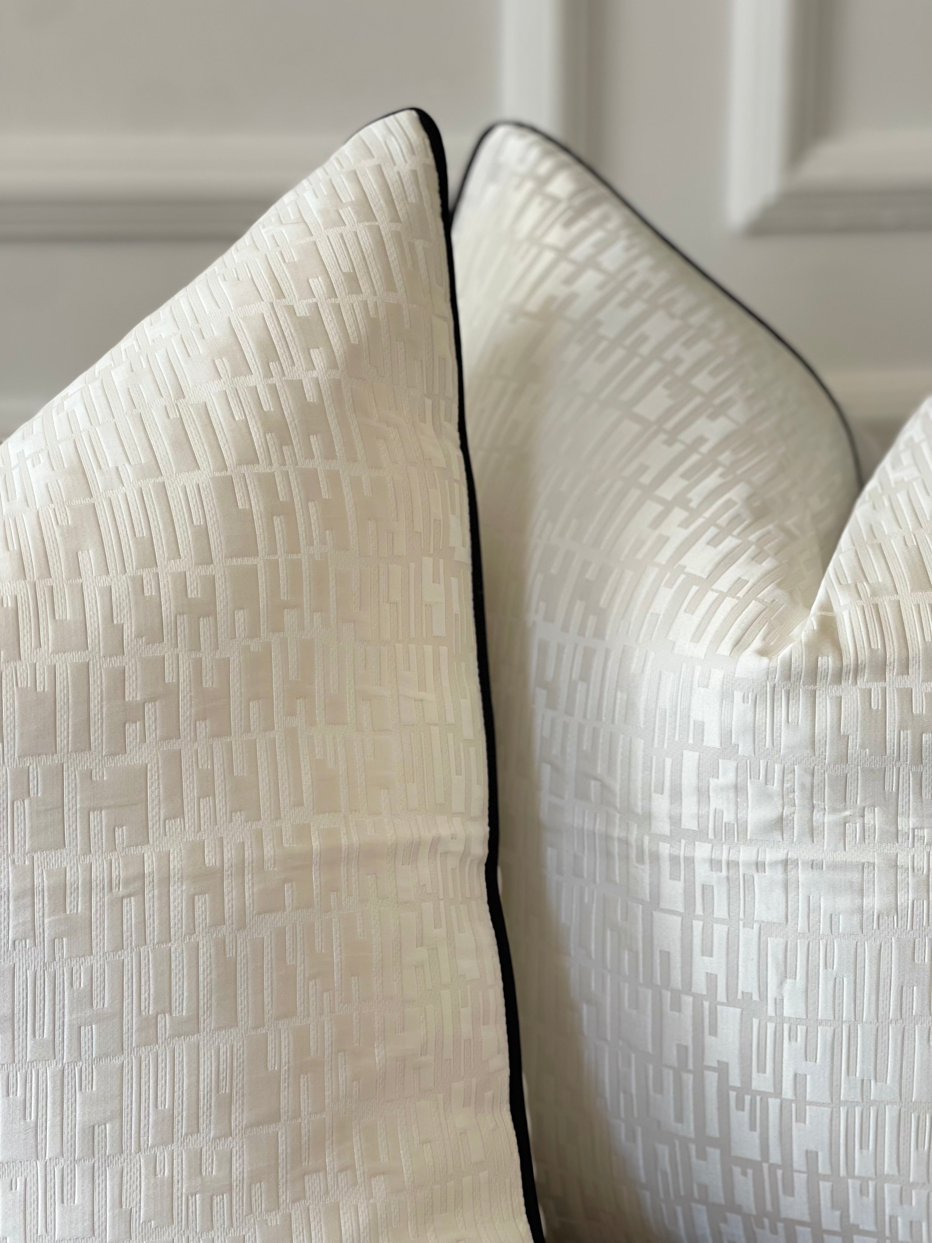 Lumi Cushion Cover