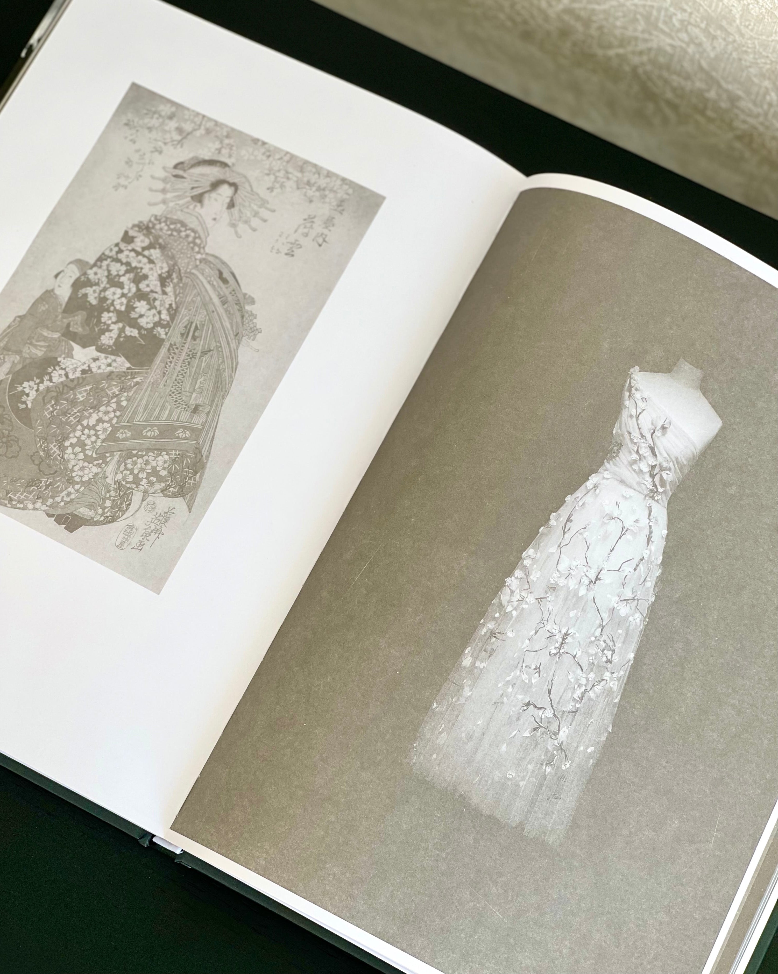 Multi Dimension Book