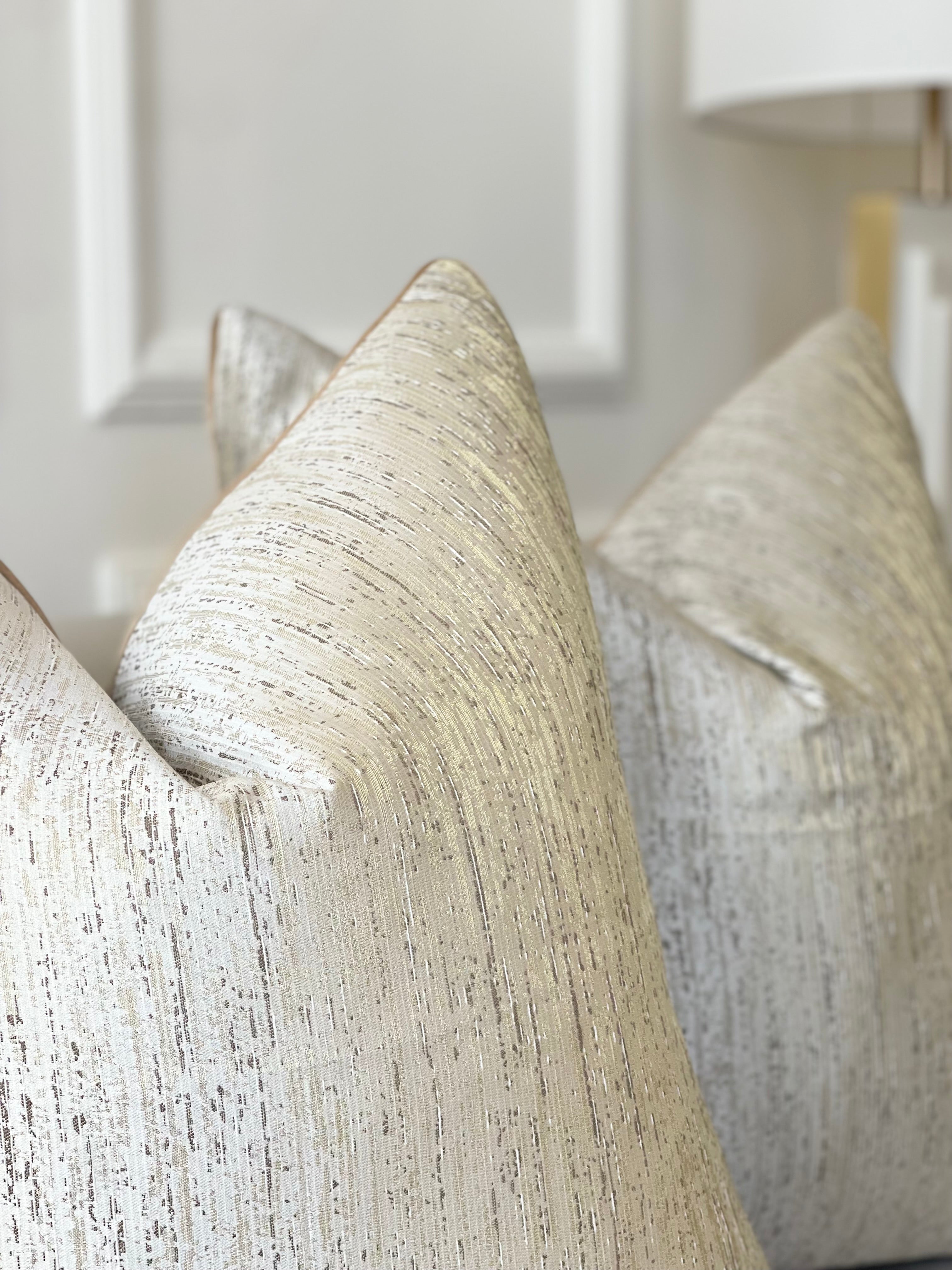 Hera Cushion Cover